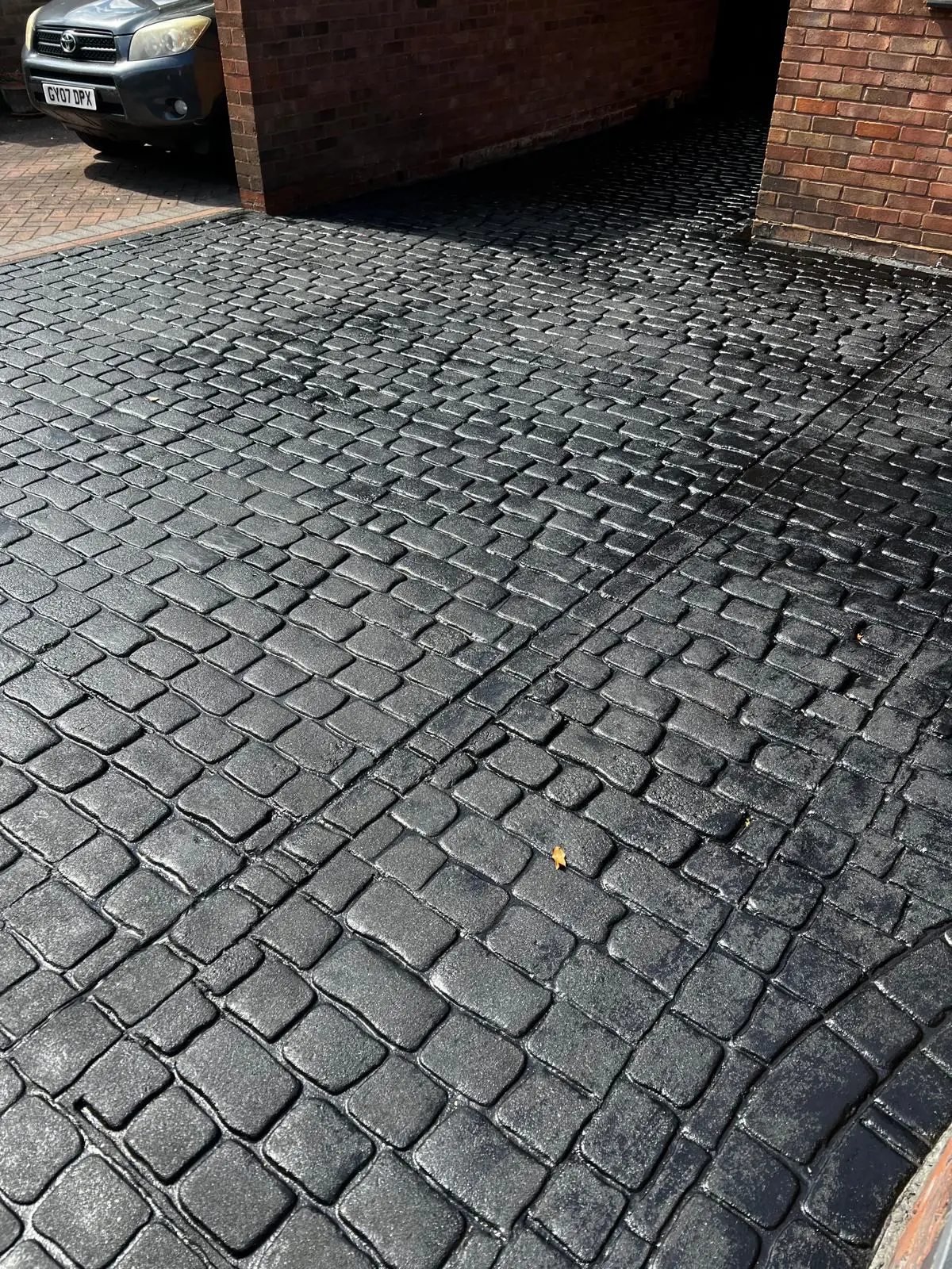 Completed driveway refurbishment by T&T Contractors in Watford